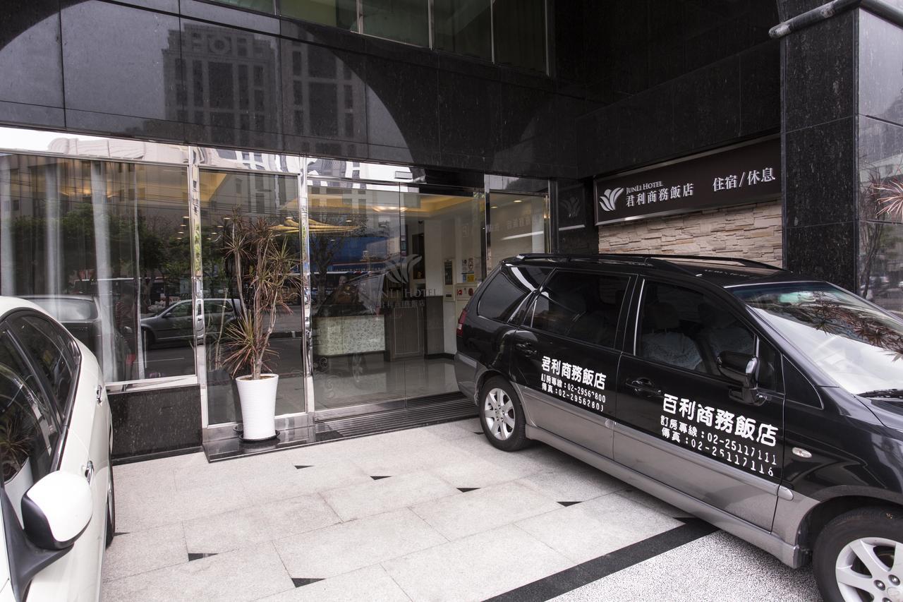 Junli Hotel Banciao Exterior foto